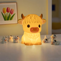 Highland Cow with Cow Set